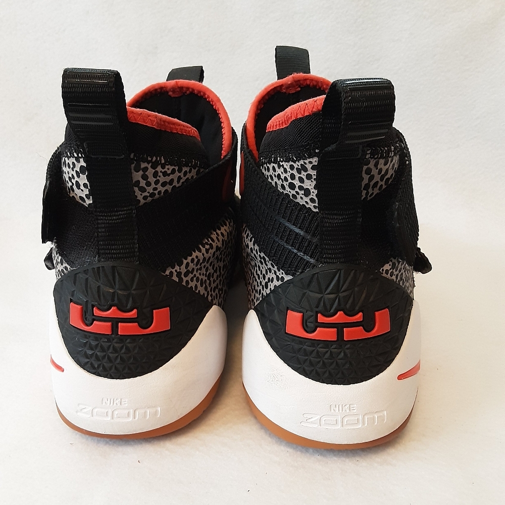 Nike Lebron Safari High Tops - Picture 8 of 12